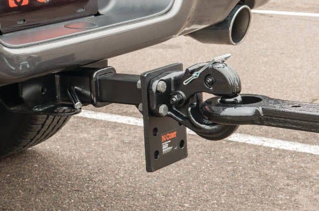 trailer hitch style advantage and disadvantages